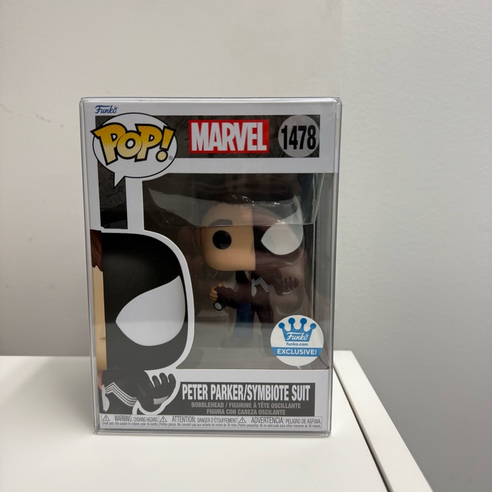 New in Box Funko Pop! Marvel Peter Parker/Symbiote Suit | One Size